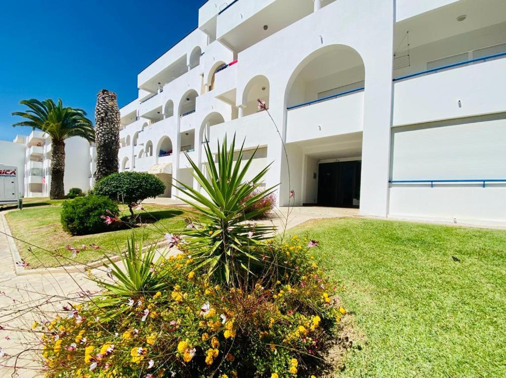 Quarto Casa Na Praia Porches  Exteriér fotografie